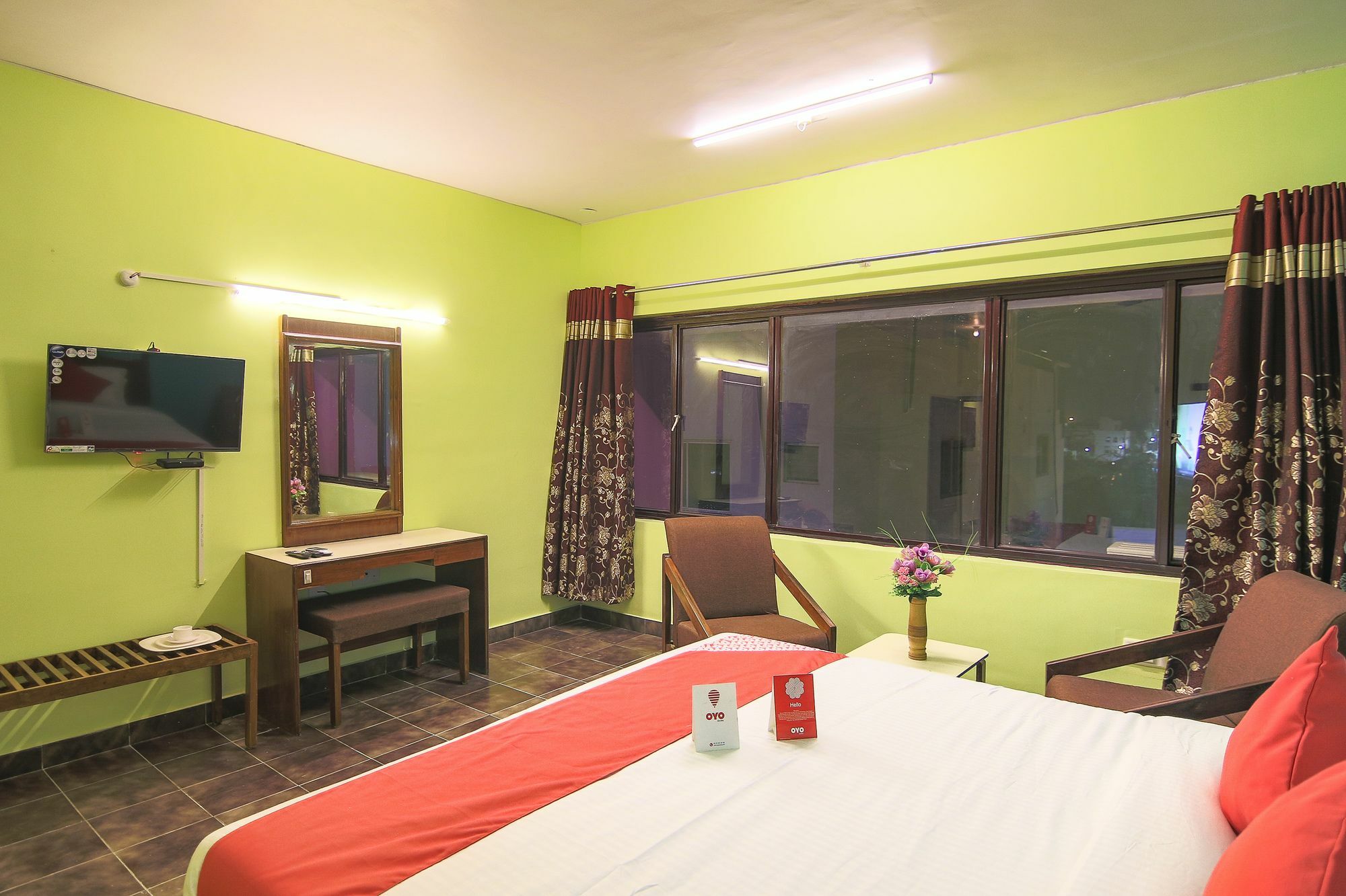 Oyo 10709 Hotel Sbt فيساخاباتنام المظهر الخارجي الصورة