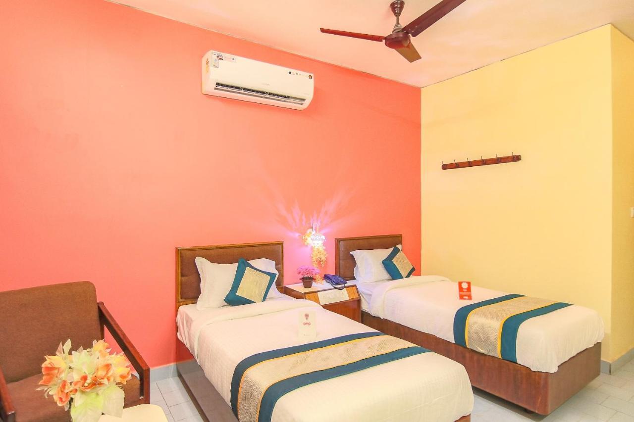 Oyo 10709 Hotel Sbt فيساخاباتنام المظهر الخارجي الصورة